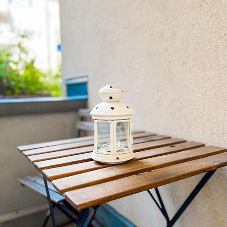 2 Zimmer City Apartment Mit Terrasse Und Tiefgaragenstellplatz In Zentrum Von Lipcse Kültér fotó
