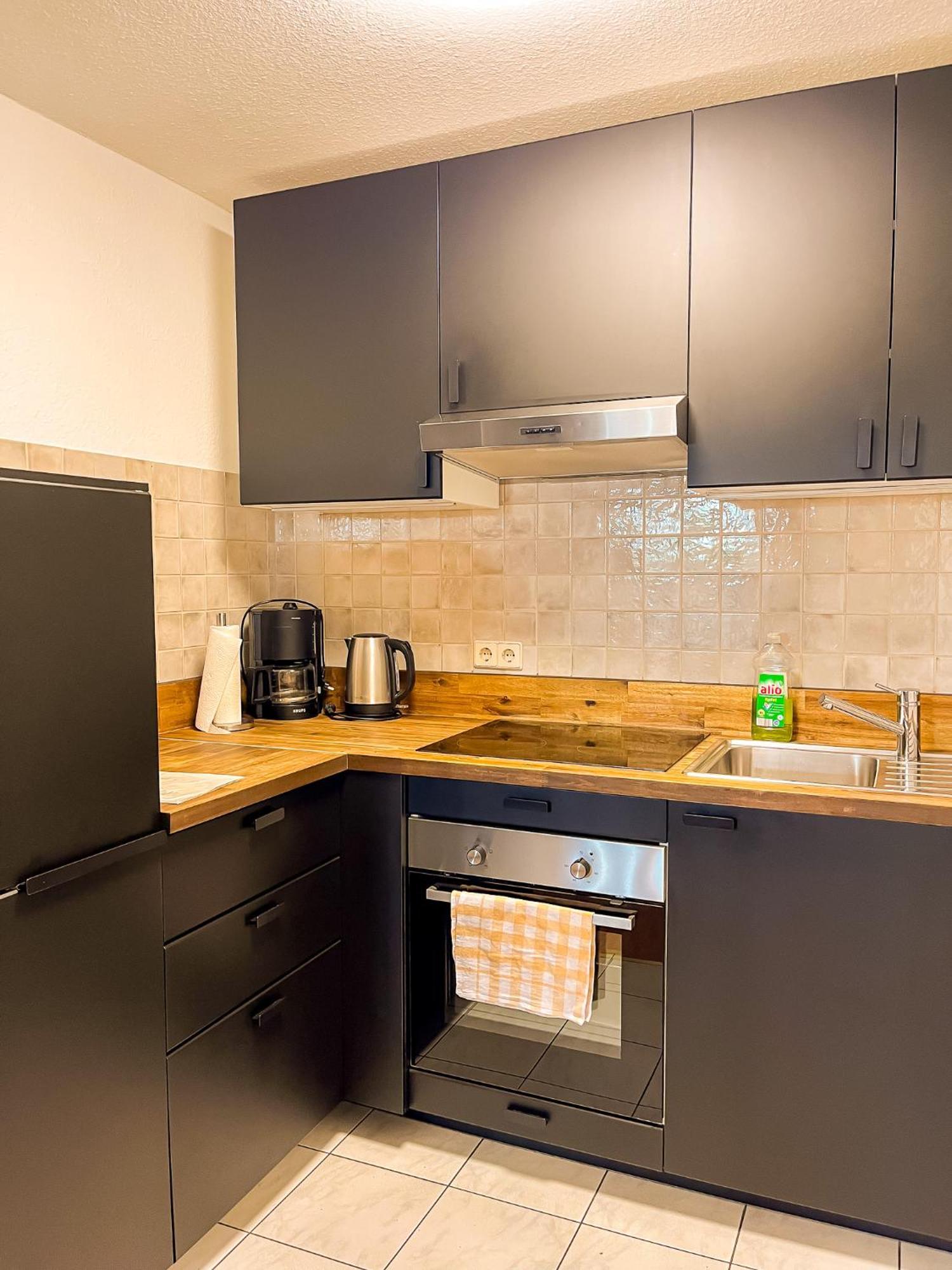 2 Zimmer City Apartment Mit Terrasse Und Tiefgaragenstellplatz In Zentrum Von Lipcse Kültér fotó